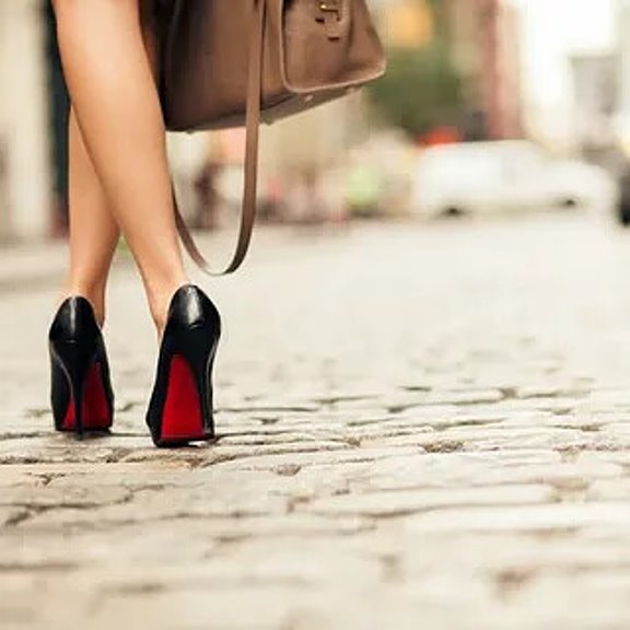 Тропинка к богу. Спорт бег. Девушка спорт. Природа ракурс. Do you like walking.