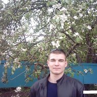 Олег Назаров