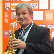 Виктор Трифонов