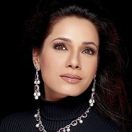 ☑️neelam Kothari