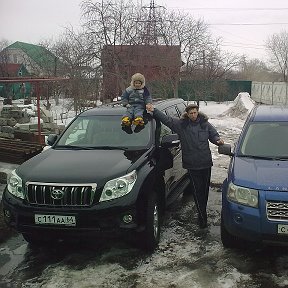 Фотография "Мой автопарк во дворе своего дома"