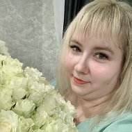 Танюша Суренкова