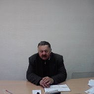 Владимир Устюжанинов