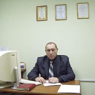 Валерий Савинов