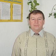 Александр Олейников