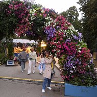 Лариса Пирожкова