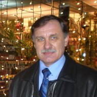 Петр Савенков