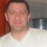 Владислав Шутов