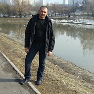 Олег Ларин