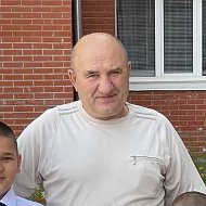 Виктор Гуров