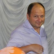 Павел Корниенко