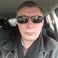 Петр Кузнецов