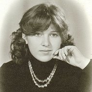 Нина Накарякова