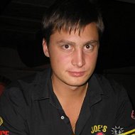 Николай Ульянов