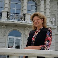 Людмила Пузанова