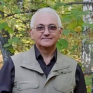 Владимир Леонов