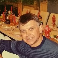 Сергей Старенков