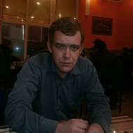 Андрей Новиков