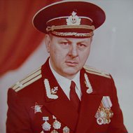 Юрий Мезинов