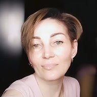 Елена Луканова