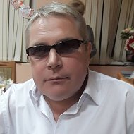 Андрей Божков