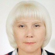 Нина Ушакова