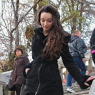 Oxana Curarari
