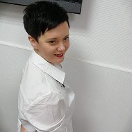 Елена Пакнис