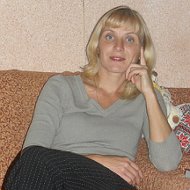 Аня Строган