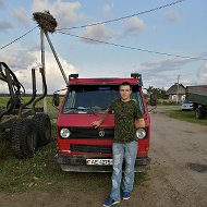 Женя Петренко