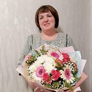 Галина Попова