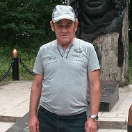 Юрий Толстиков