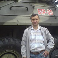 Олег Плюта