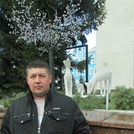 Эдуард Русаков