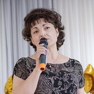 Наира Миансарова