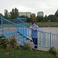 Нина Лобастова
