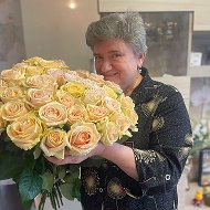 Мария Веселкова