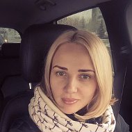 Яна Азарова