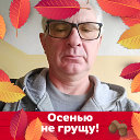 Анатолий Столяров