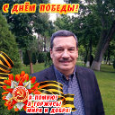 Алишер Таиров