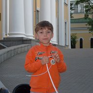 Денис Гуцев