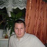 Юрий Леонтьев