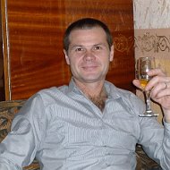 Анатолий Хаустов