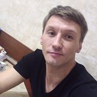 Евгений Комаров