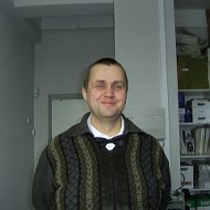 Владимир Жихарь