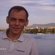 Николай Лазарев
