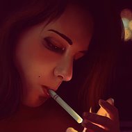 Julia Cigarette
