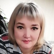 Елена Максимова