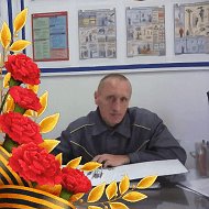 Виктор Красносельских