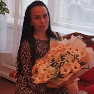 Натали Склярова